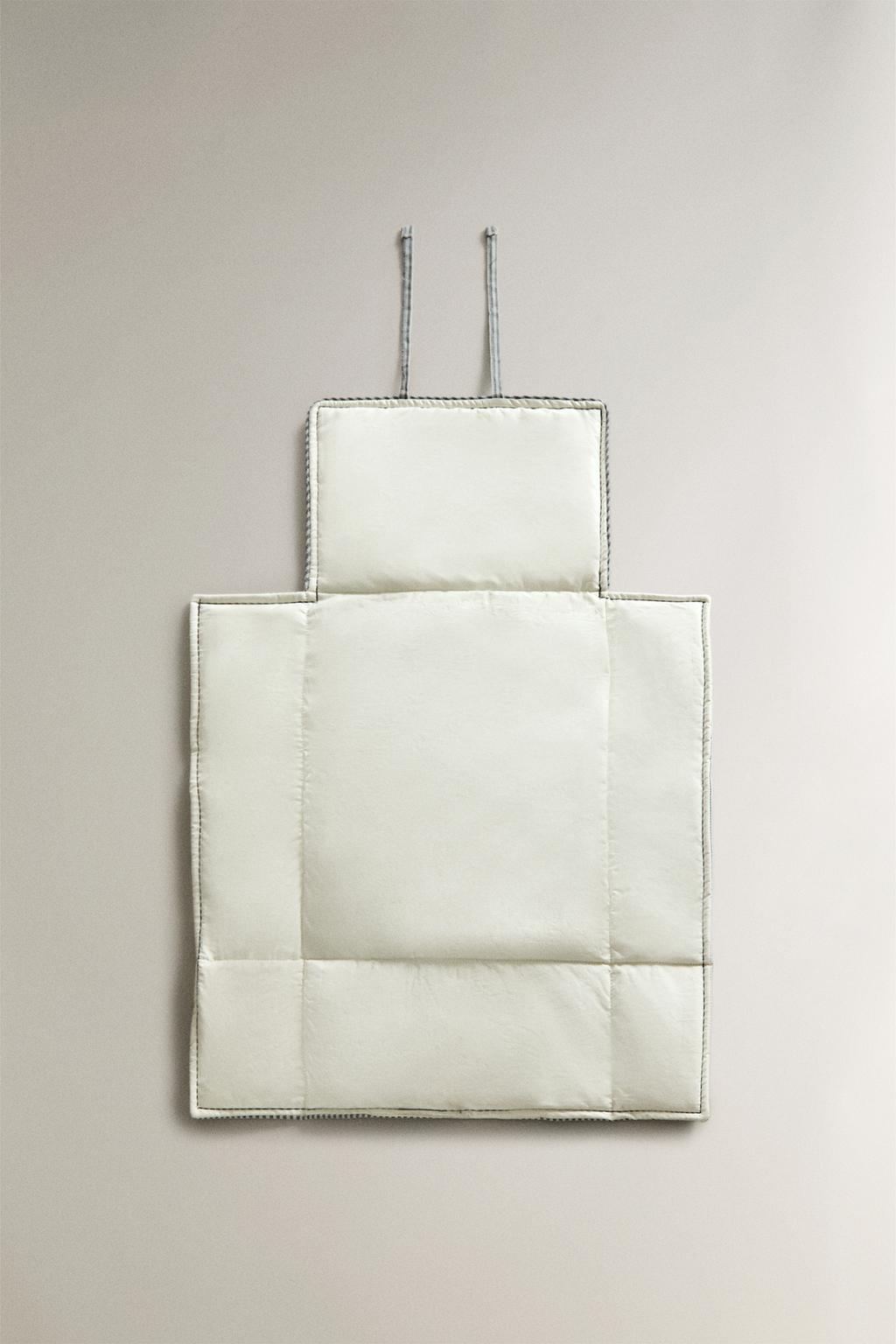 Портативный пеленальный матрасик с полосатым дизайном для младенцев