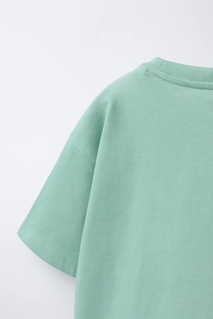 Футболка из плотной ткани с надписью