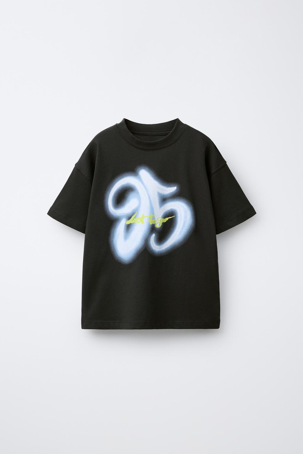 ФУТБОЛКА С НЕОНОВОЙ НАДПИСЬЮ