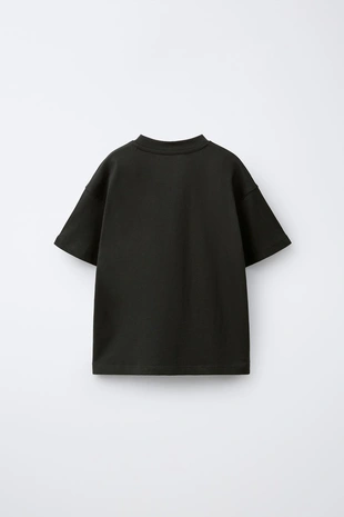 Футболка с неоновой надписью