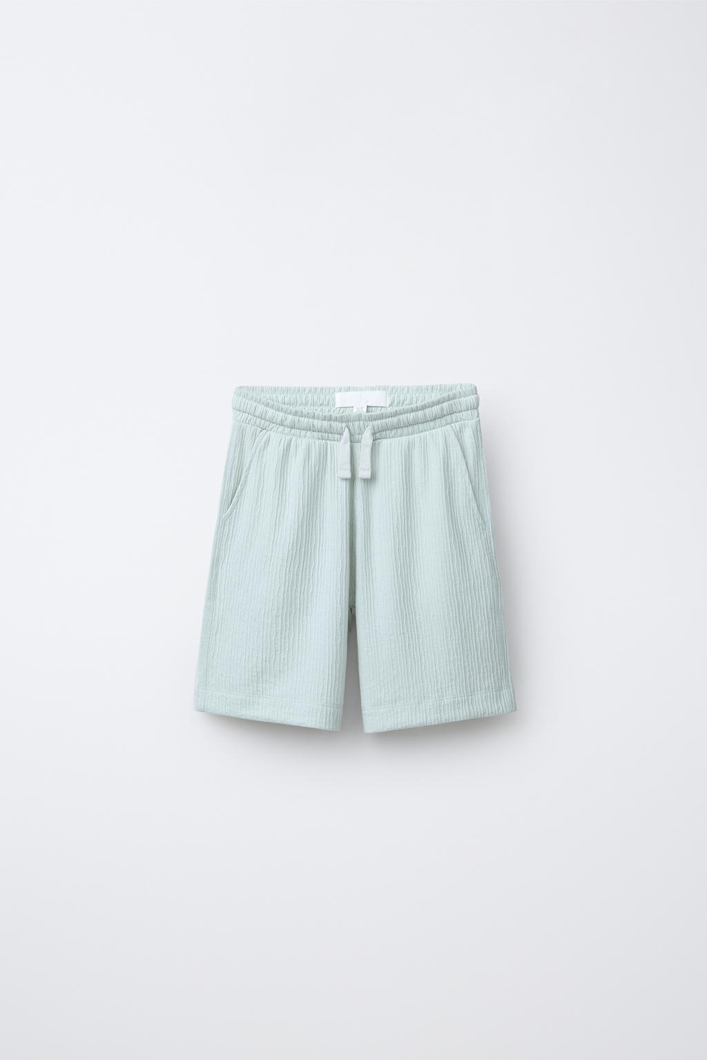 КОМПЛЕКТ ИЗ ФУТБОЛКИ ПОЛО И ШОРТОВ-БЕРМУД ИЗ РЕЛЬЕФНОЙ ТКАНИ