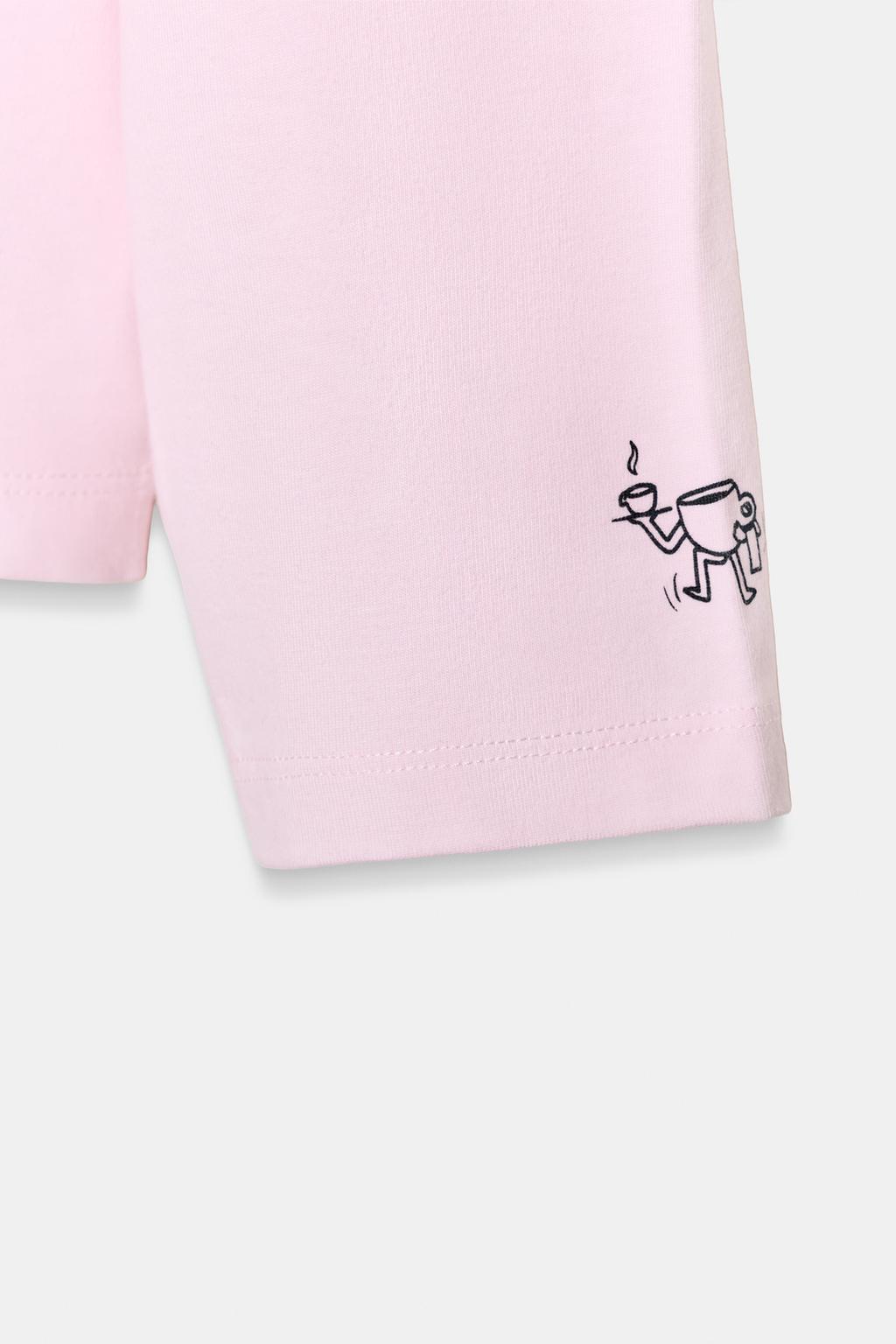 ФУТБОЛКА С КОНТРАСТНЫМ ПРИНТОМ