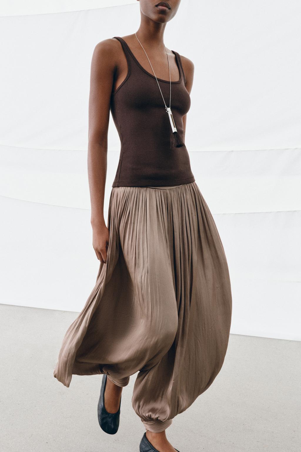 МАЙКА НА БРЕТЕЛЯХ