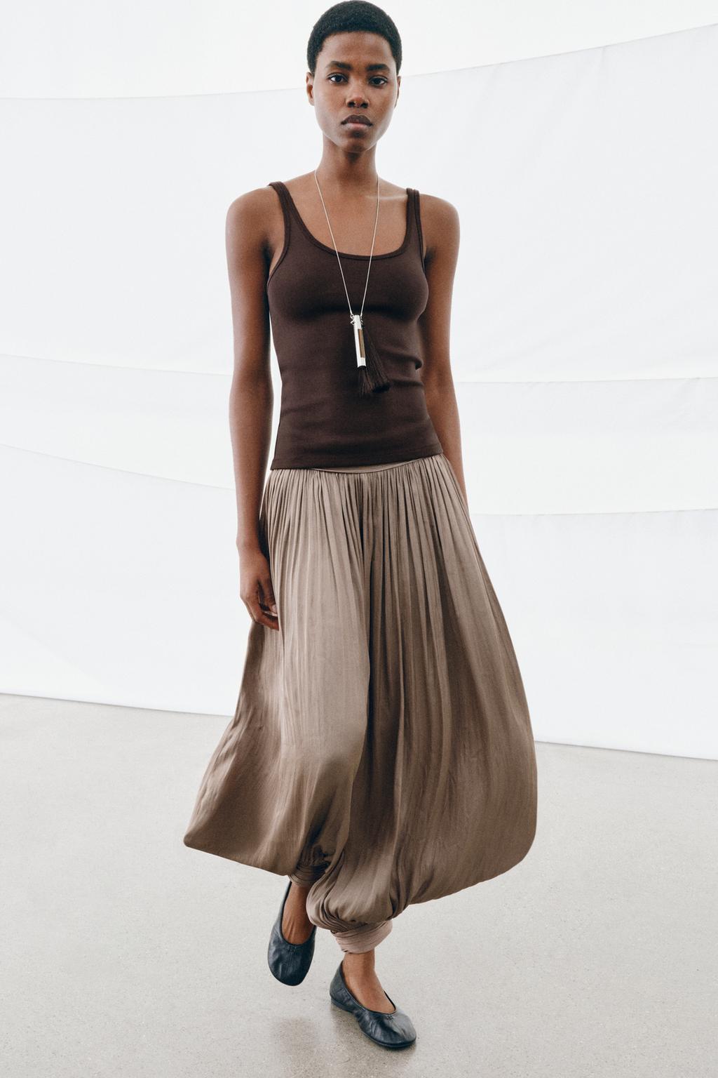 МАЙКА НА БРЕТЕЛЯХ