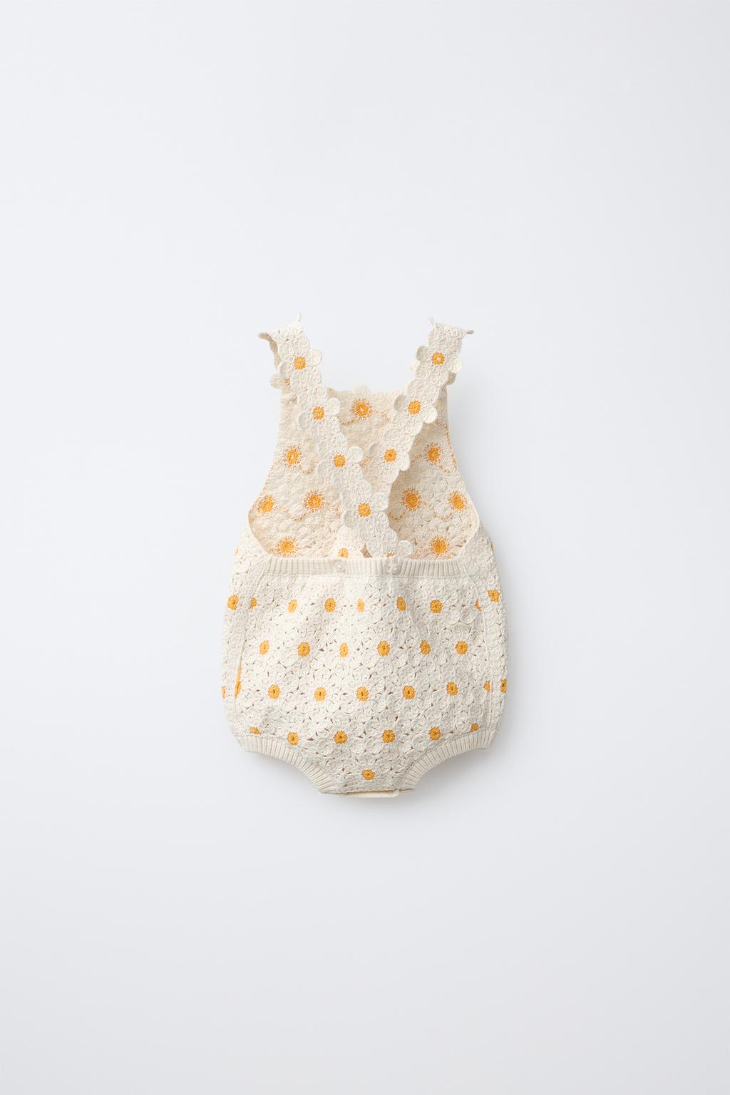 КОМБИНЕЗОН РОМАШКИ КРЮЧКОМ ГЛАДКИЙ