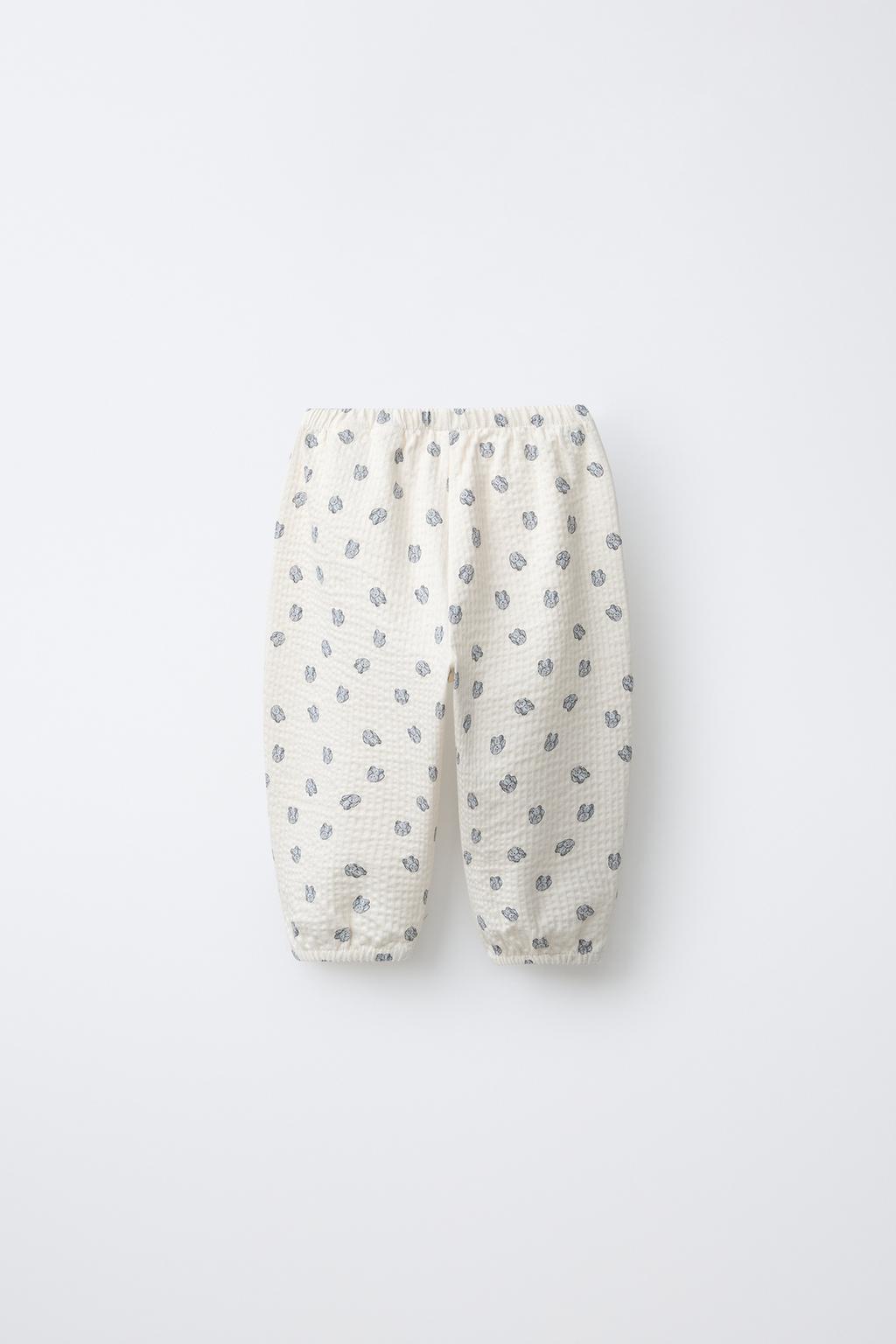 БРЮКИ ИЗ РЕЛЬЕФНОЙ ТКАНИ С ПРИНТОМ «КРОЛИКИ»