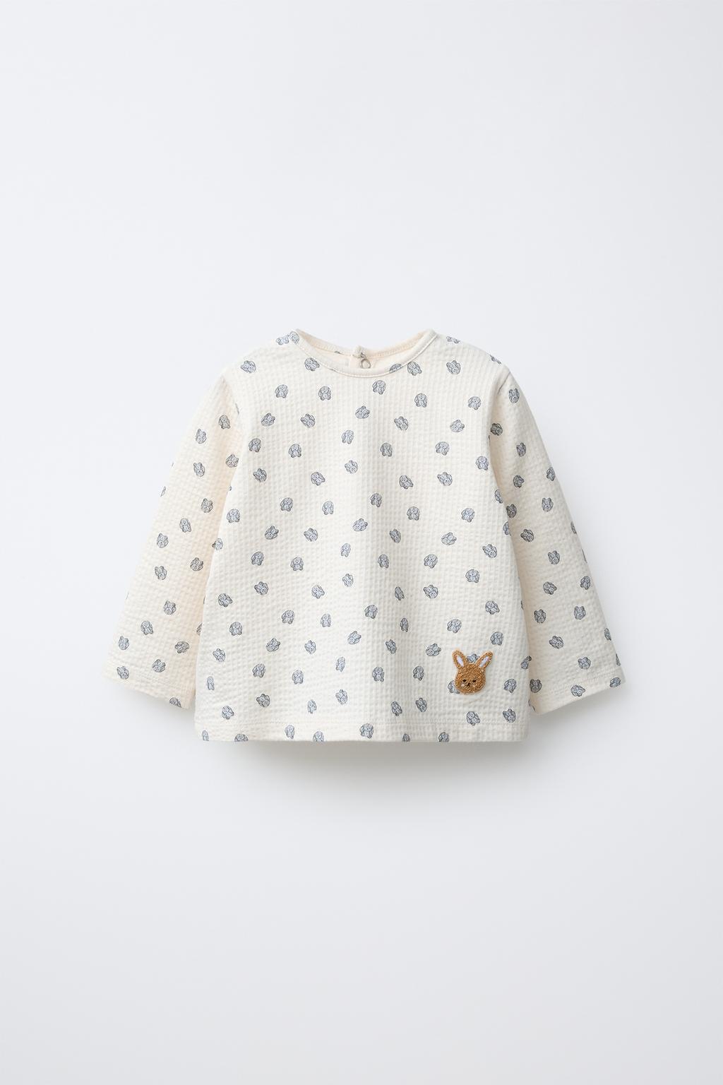 ФУТБОЛКА С ТЕКСТУРНЫМ РИСУНКОМ «КРОЛИКИ»