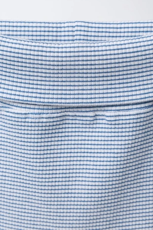 Комплект из футболки и брюк-шароваров в полоску с вышивкой цыпленка- Заказать в России