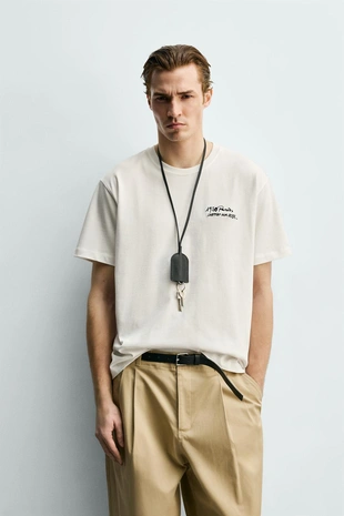 Футболка с вышитыми надписями- Заказать в России