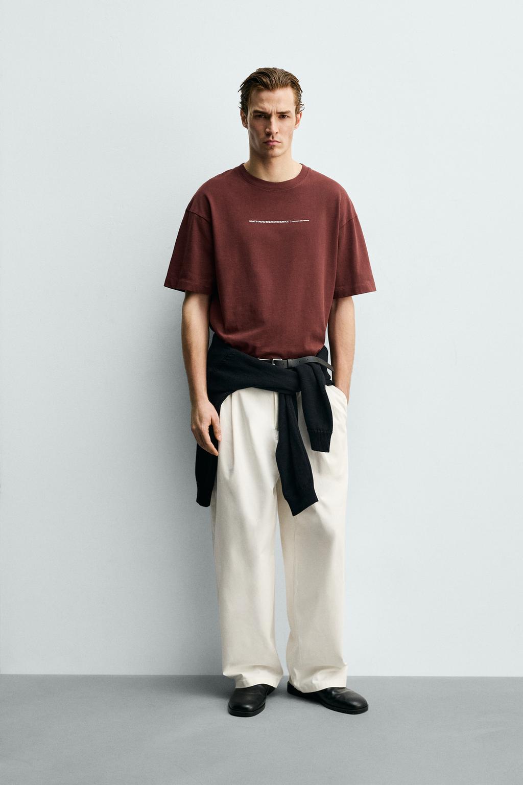 ФУТБОЛКА RELAXED FIT С ФЛОКИРОВАННЫМ ПРИНТОМ