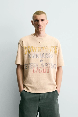 Футболка с принтом и эффектом потертости- Заказать в России