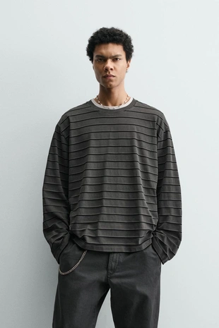 Жаккардовая футболка в полоску- Заказать в России