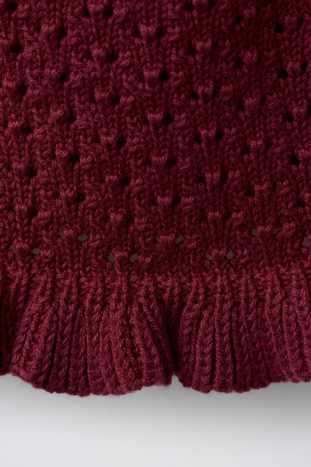 ТОП ИЗ ТРИКОТАЖА С ДЕТАЛЯМИ КРУЖЕВА КРОШЕ