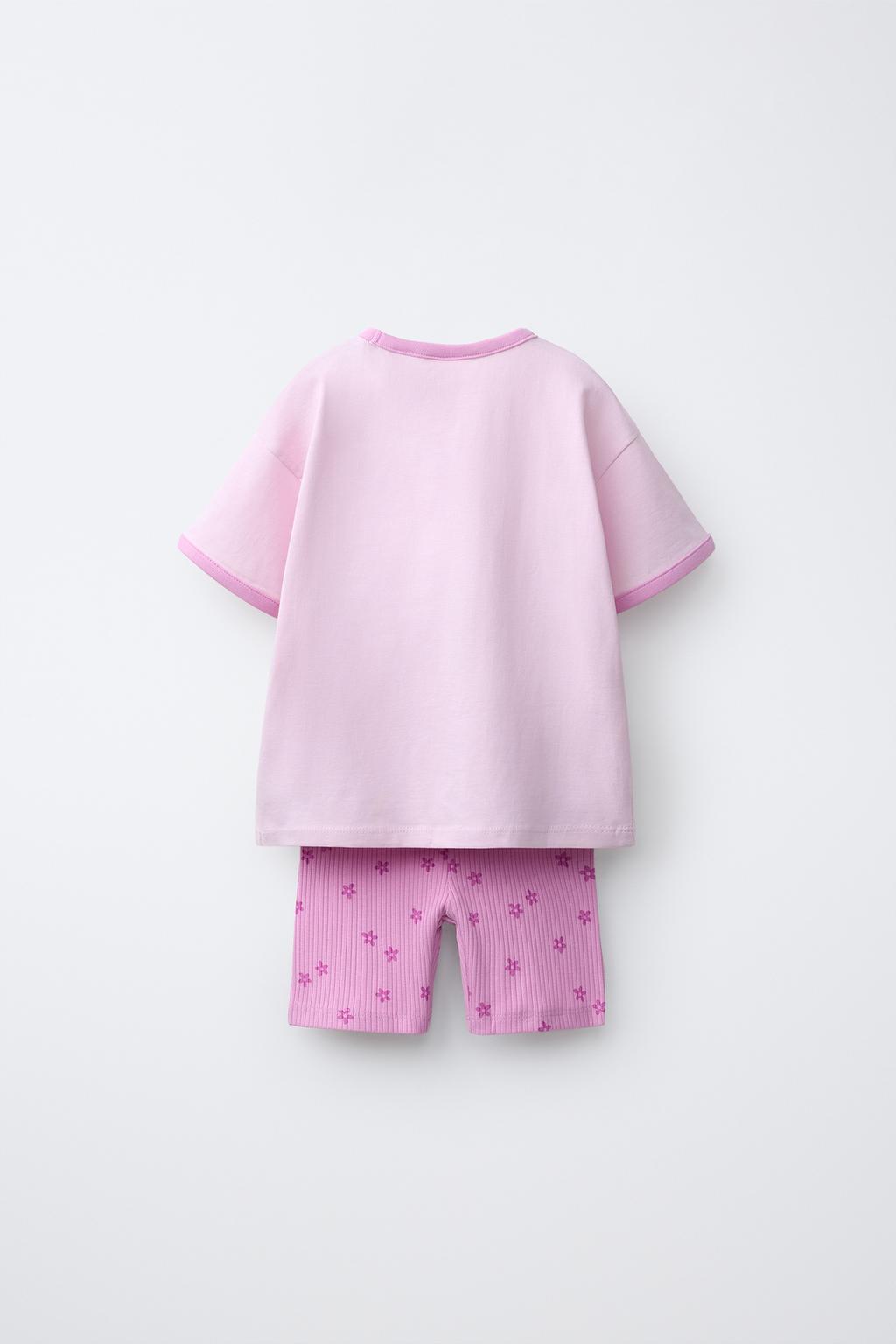 КОМПЛЕКТ ИЗ ФУТБОЛКИ И ВЕЛОСИПЕДОК С ЦВЕТОЧНЫМ ПРИНТОМ