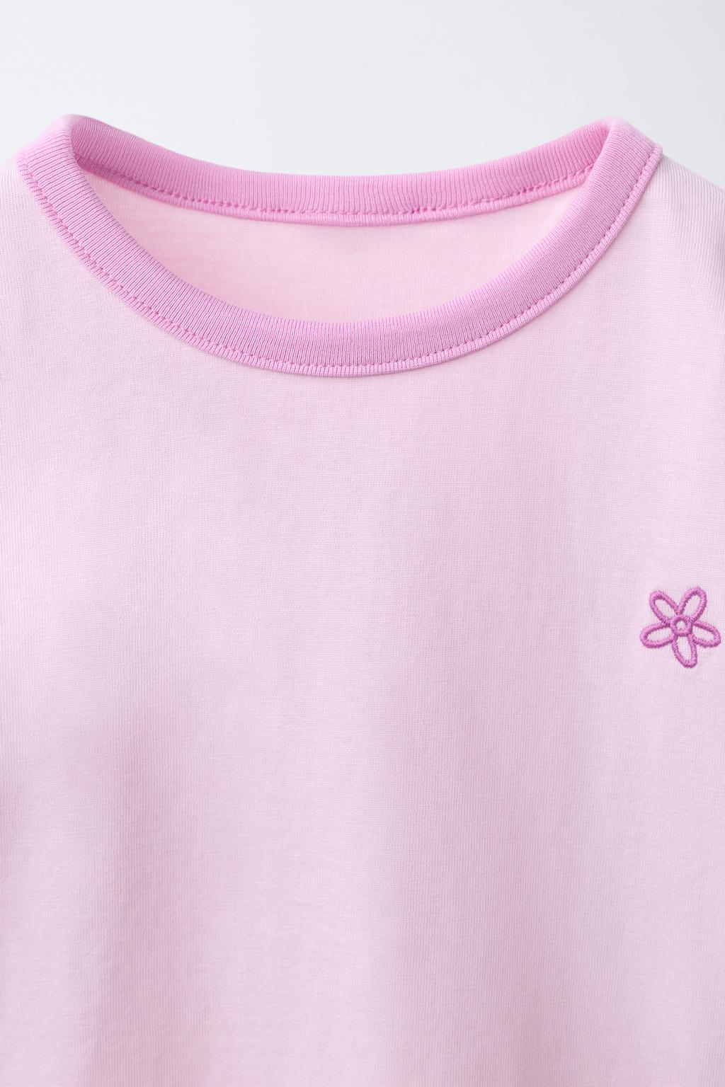 КОМПЛЕКТ ИЗ ФУТБОЛКИ И ВЕЛОСИПЕДОК С ЦВЕТОЧНЫМ ПРИНТОМ