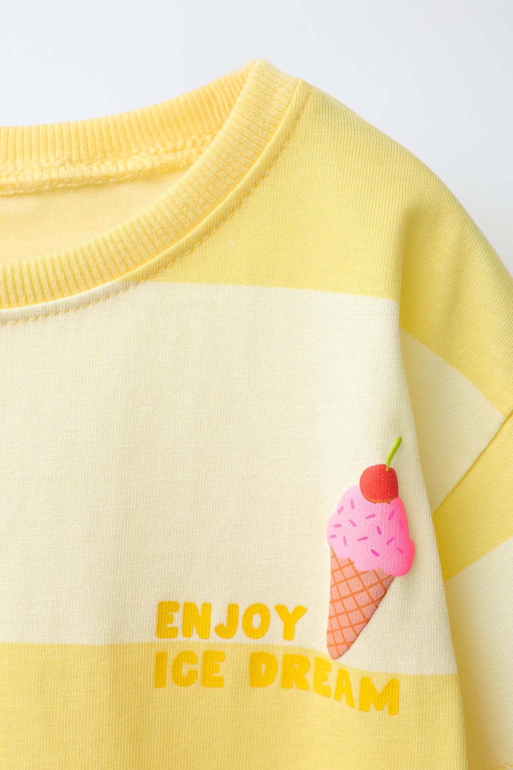 ФУТБОЛКА В ПОЛОСКУ С РЕЛЬЕФНЫМ ПРИНТОМ ФРУКТОВ