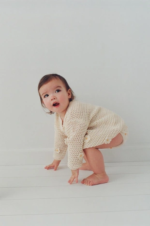 Кардиган из кружева кроше с ромашками- Заказать в России