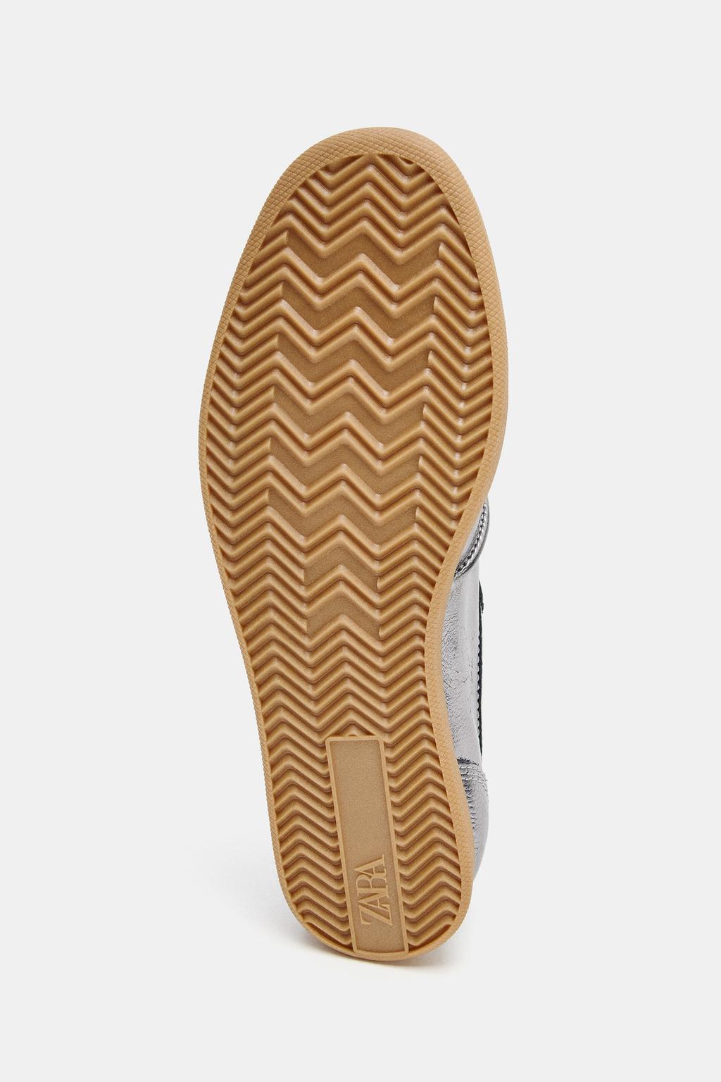 КОЖАНЫЕ КРОССОВКИ С МЕТАЛЛИЧЕСКИМ ЭФФЕКТОМ