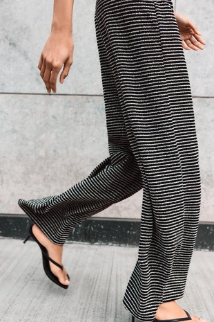 Брюки из букле в полоску- Заказать в России