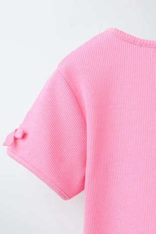 Футболка в рубчик с бантами