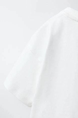 Футболка с сердцем-волной