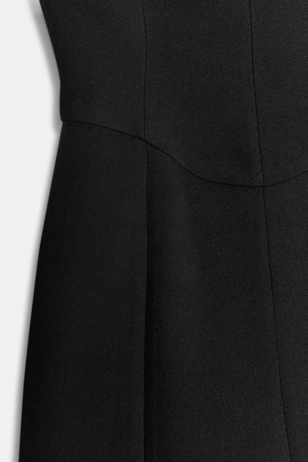 КОРОТКОЕ ОБЪЕМНОЕ ПЛАТЬЕ