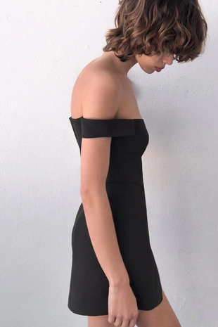 Короткое объемное платье- Заказать в России