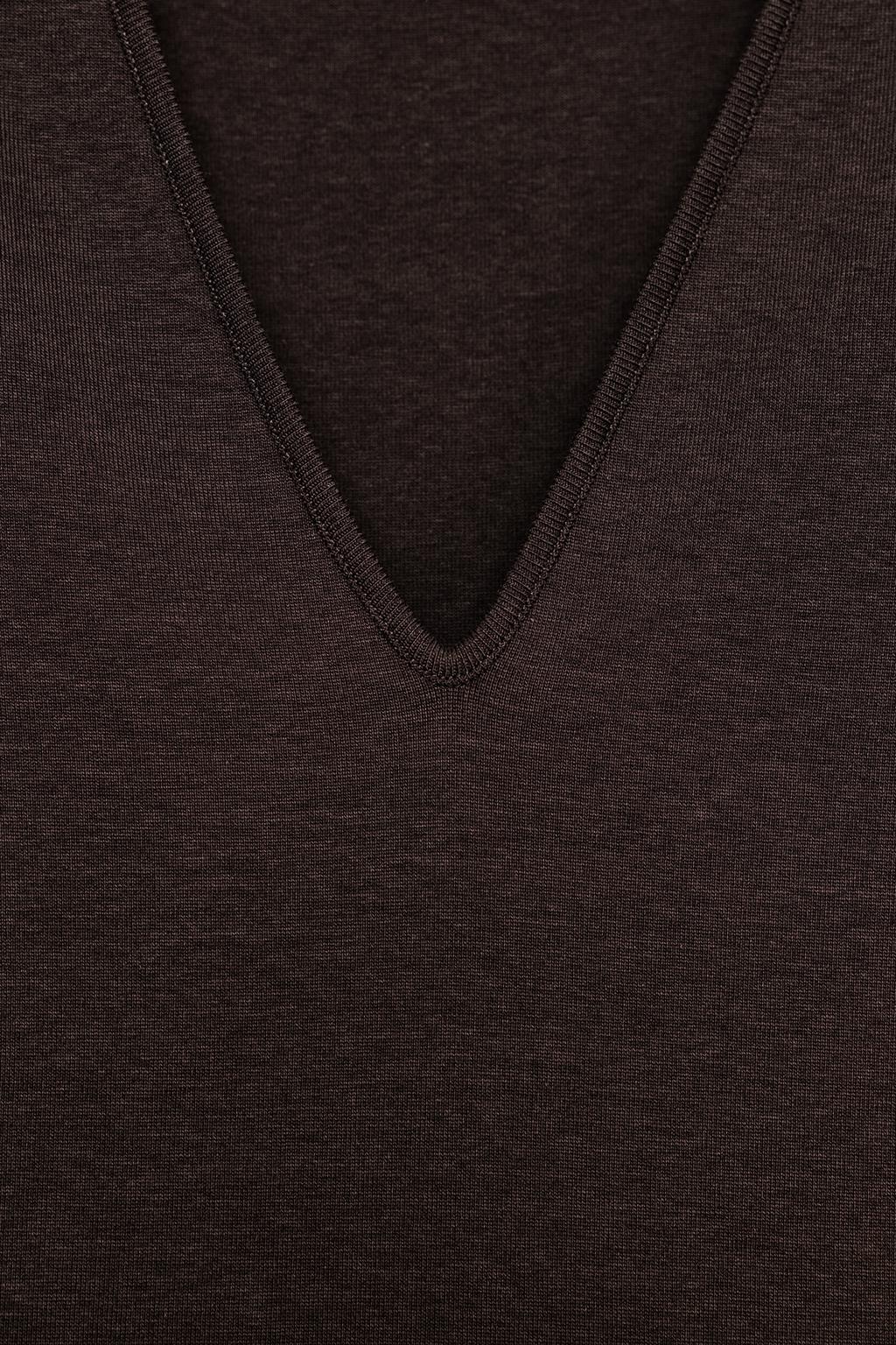 КОРОТКОЕ ПЛАТЬЕ С V-ОБРАЗНЫМ ВЫРЕЗОМ