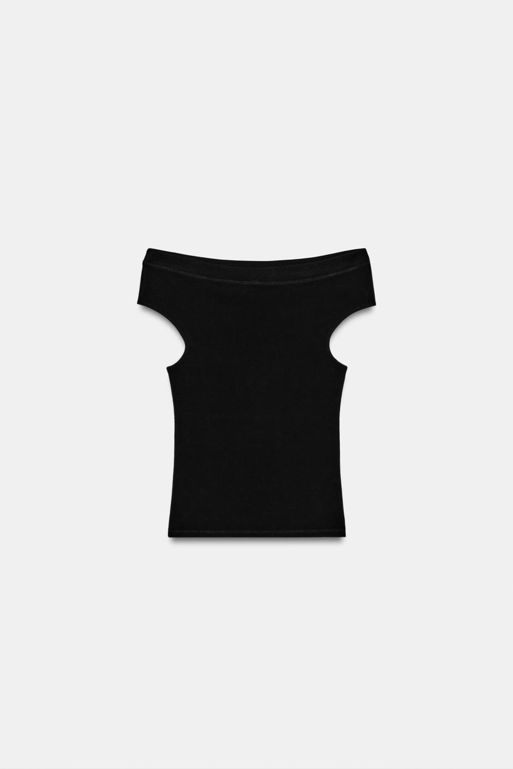 ФУТБОЛКА С ВЫРЕЗОМ ЛОДОЧКОЙ