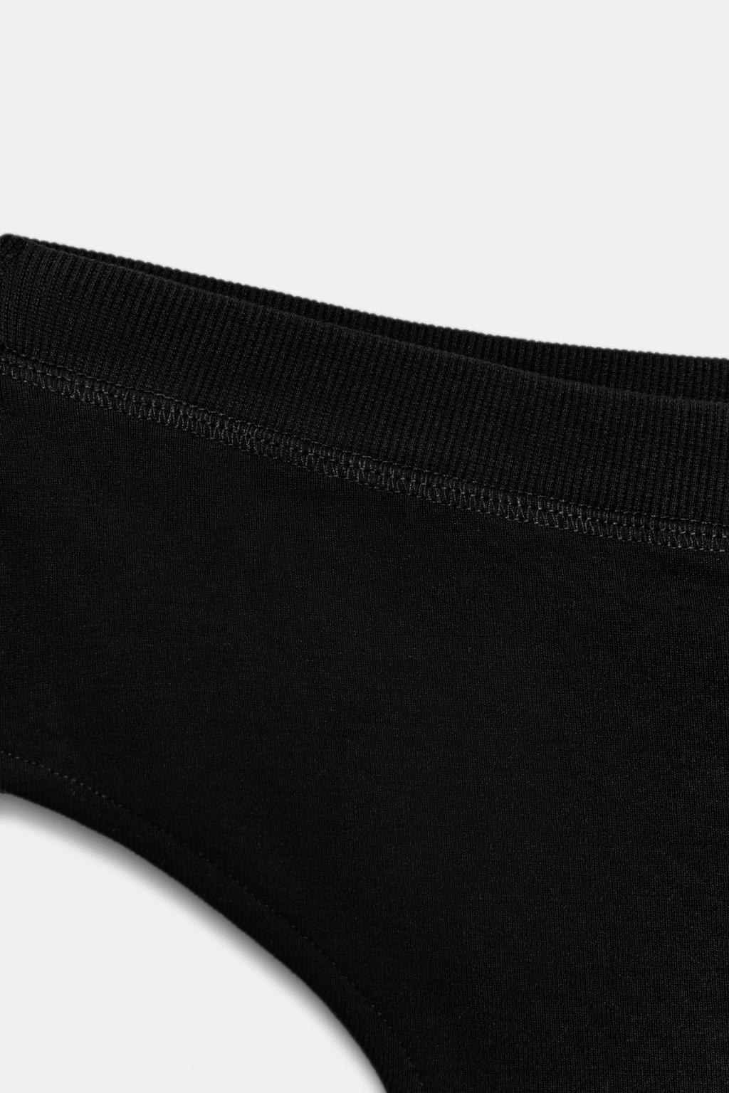 ФУТБОЛКА С ВЫРЕЗОМ ЛОДОЧКОЙ