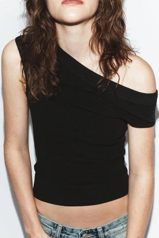 Футболка с вырезом лодочкой- Заказать в России