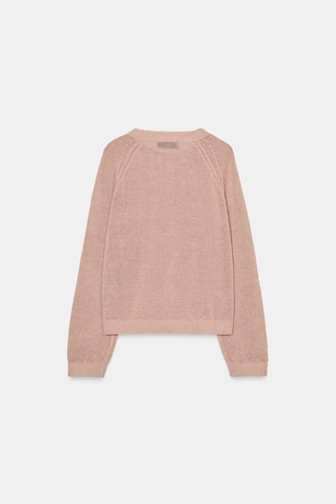 Свитер с пуговицами