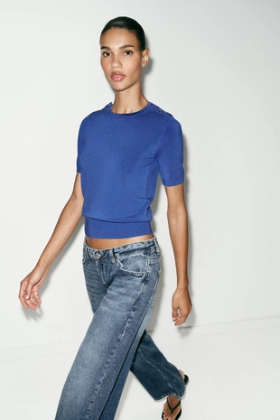 Базовый трикотажный джемпер с короткими рукавами- Заказать в России