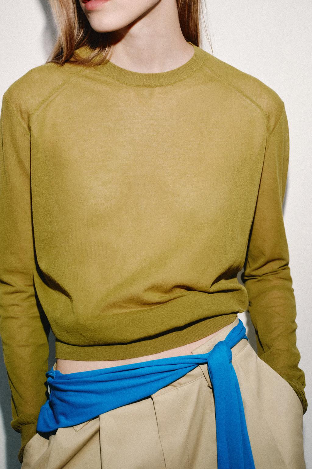 ТОНКИЙ СВИТЕР С ПЛЕЧЕВЫМИ ШВАМИ