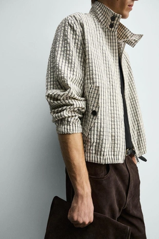 Укороченная куртка в клетку с текстурой- Заказать в России