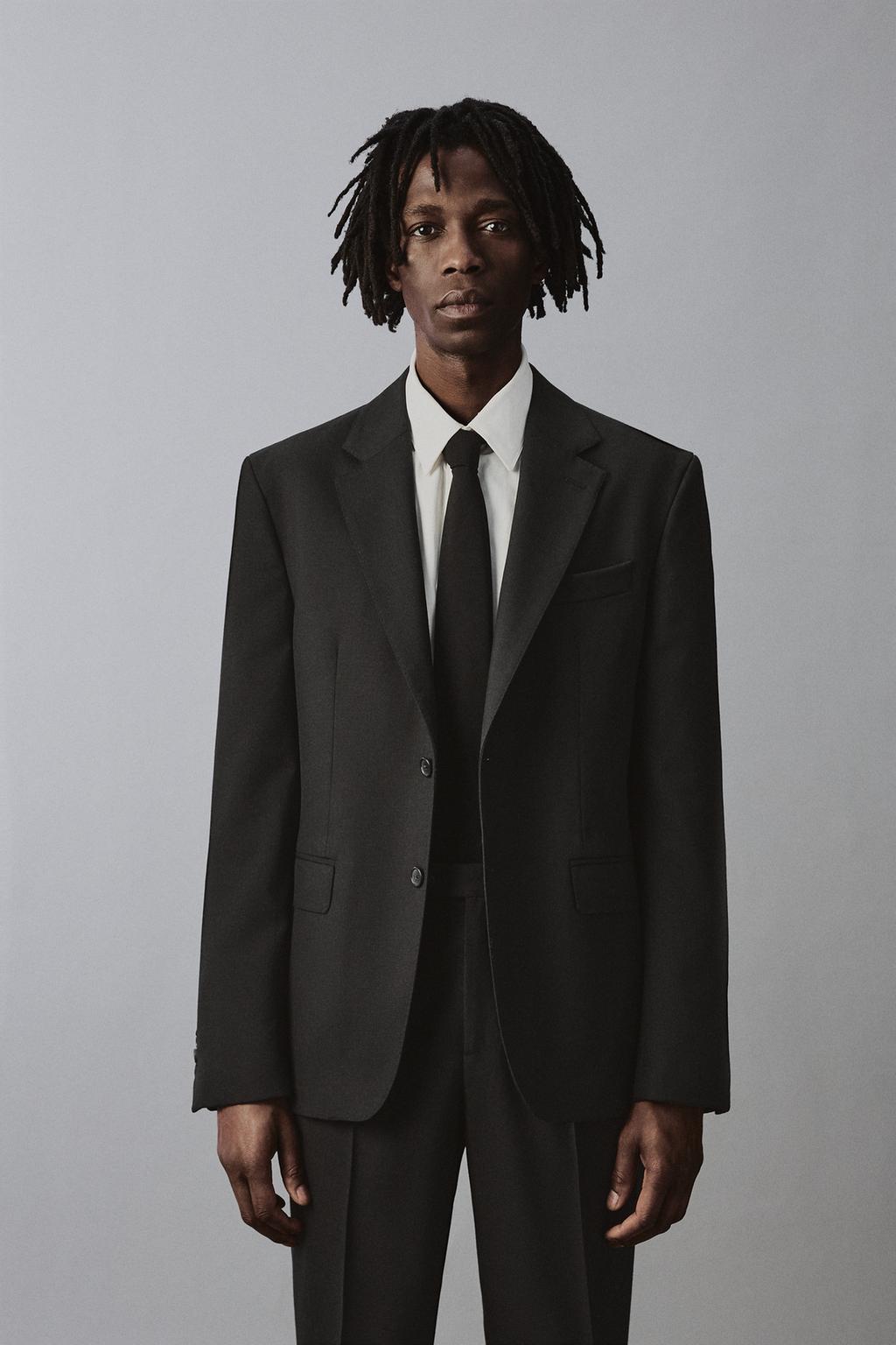 КОСТЮМНЫЙ БЛЕЙЗЕР ИЗ 100% ШЕРСТИ