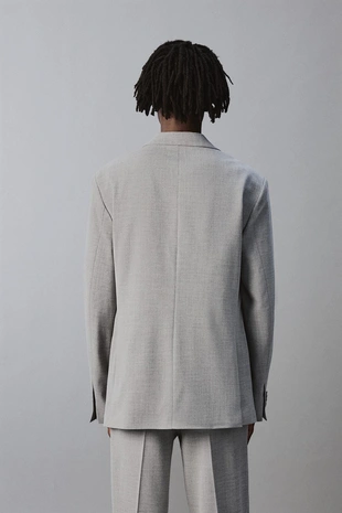 Костюмный блейзер из рельефной ткани- Заказать в России