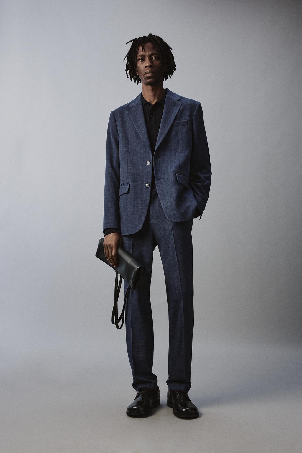 КОСТЮМНЫЙ БЛЕЙЗЕР ИЗ РЕЛЬЕФНОЙ ТКАНИ