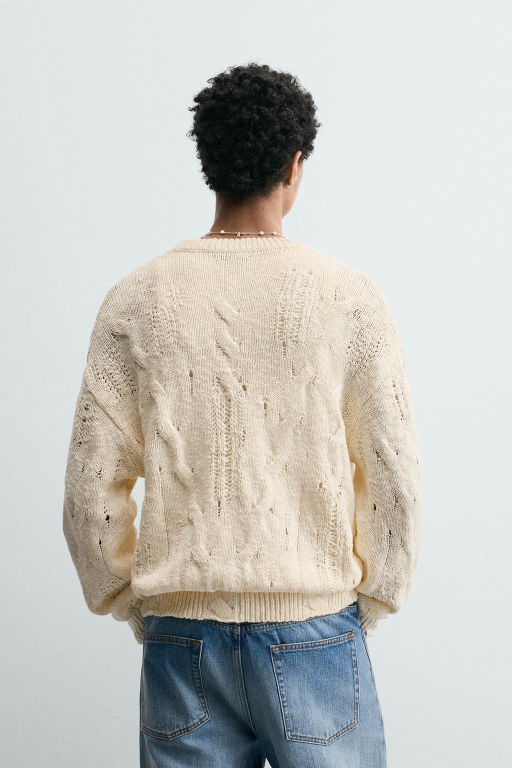 АЖУРНЫЙ СВИТЕР С УЗОРОМ «КОСЫ»