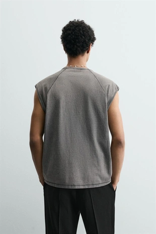 Майка из ткани с эффектом потертости