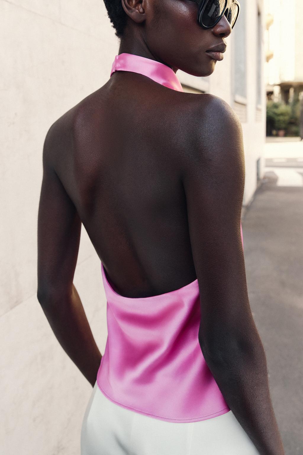 АТЛАСНЫЙ ТОП С ГОРЛОВИНОЙ ХАЛТЕР