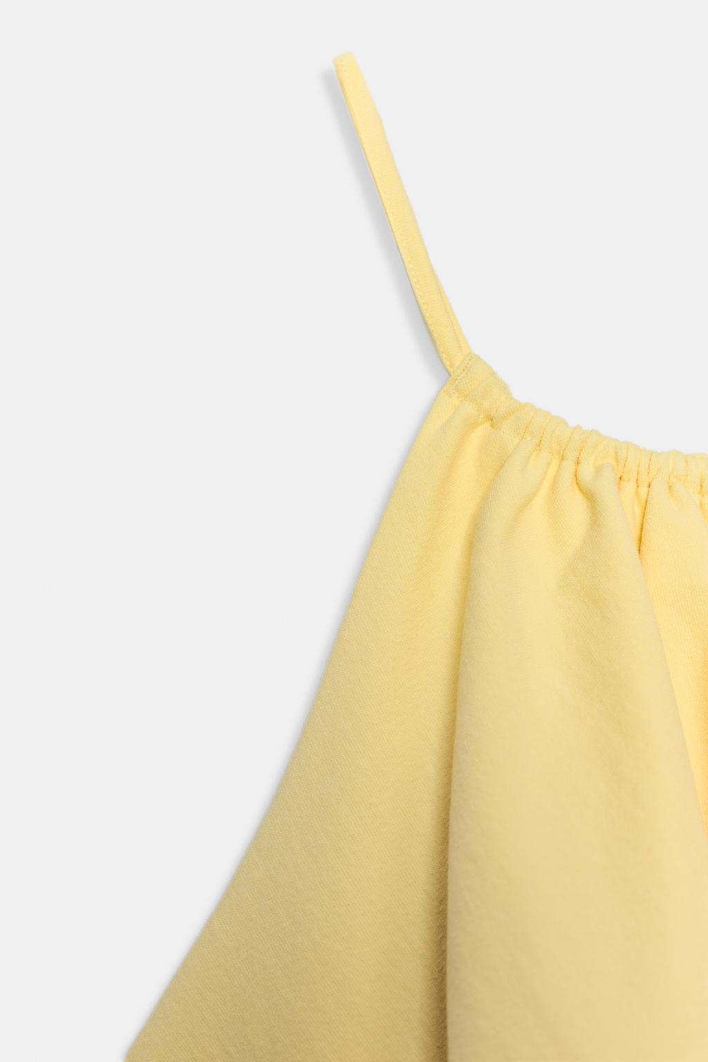 ОБЪЕМНЫЙ ТОП С ГОРЛОВИНОЙ ХАЛТЕР