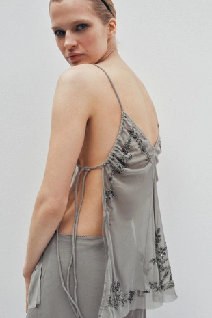 Топ с вышивкой и пайетками- Заказать в России