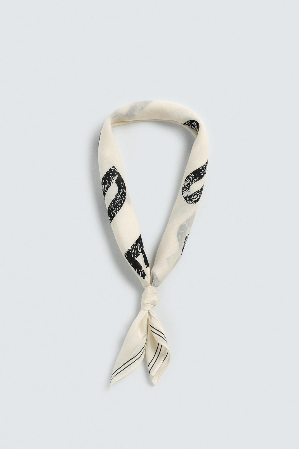 БАНДАНА С ТЕКСТОВЫМ ПРИНТОМ