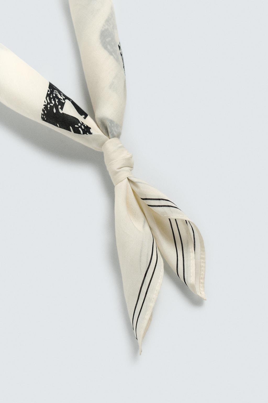 БАНДАНА С ТЕКСТОВЫМ ПРИНТОМ