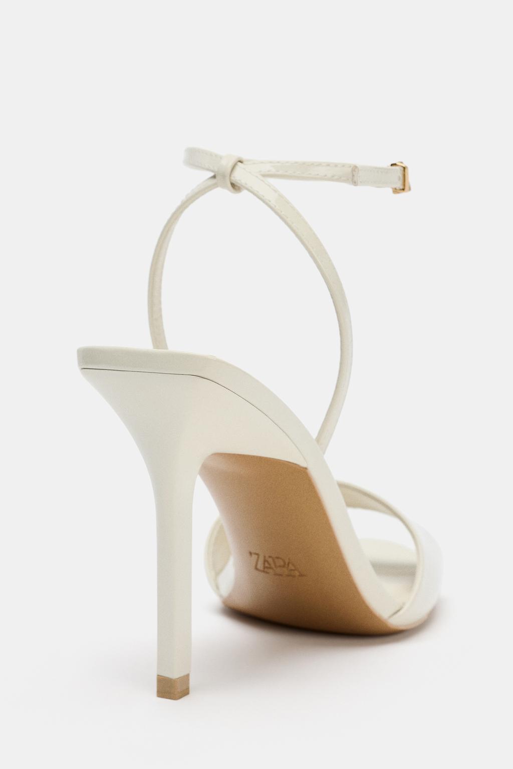 ЛАКИРОВАННЫЕ БОСОНОЖКИ НА КАБЛУКЕ