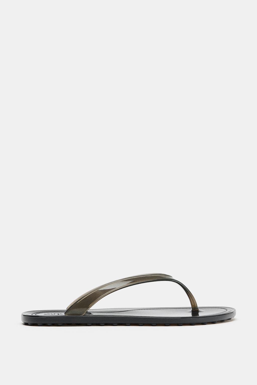 ЖЕЛЕЙНЫЕ САНДАЛИИ С ПЕРЕМЫЧКОЙ МЕЖДУ ПАЛЬЦАМИ