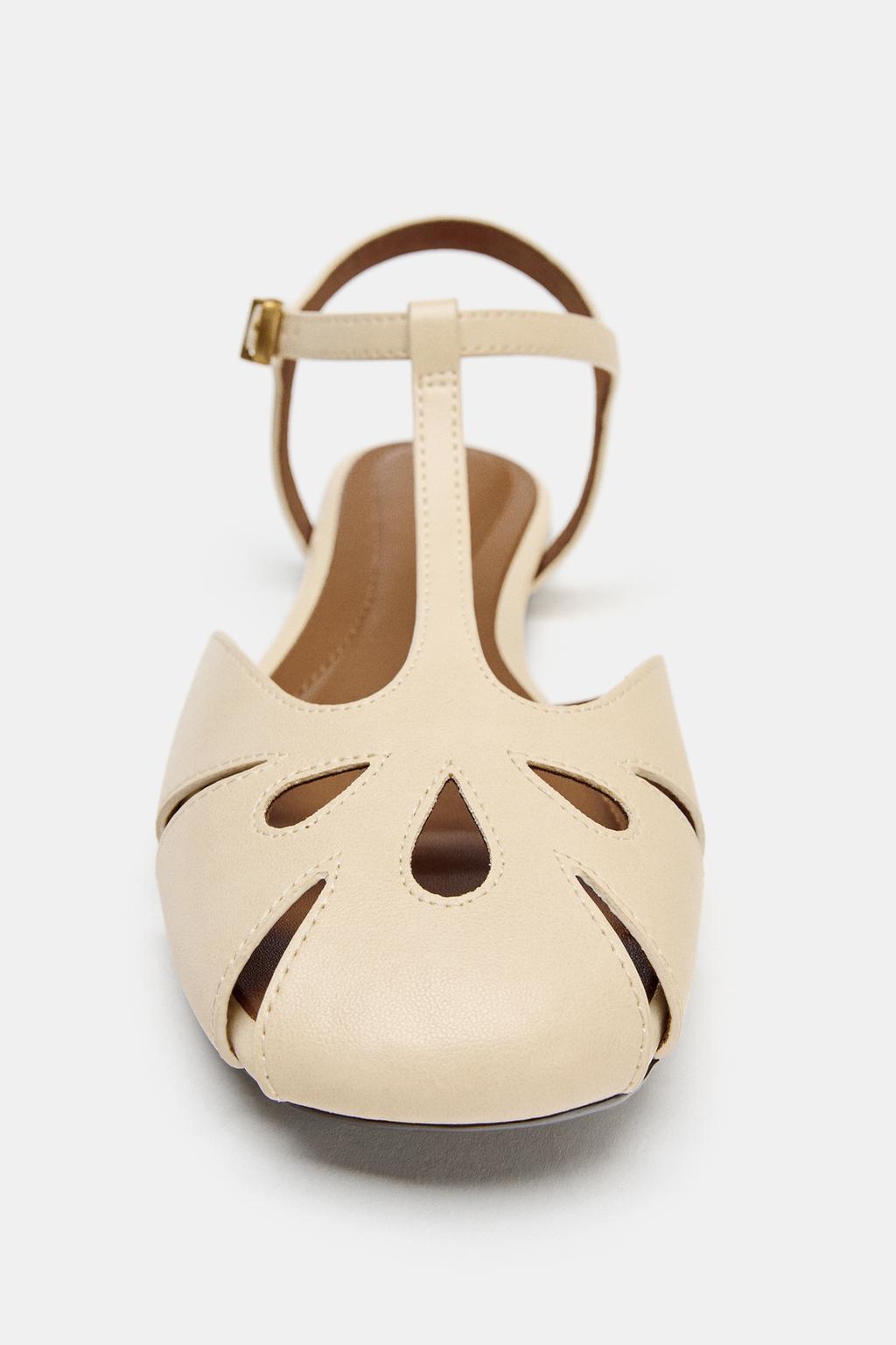 БОСОНОЖКИ НА ПЛОСКОЙ ПОДОШВЕ