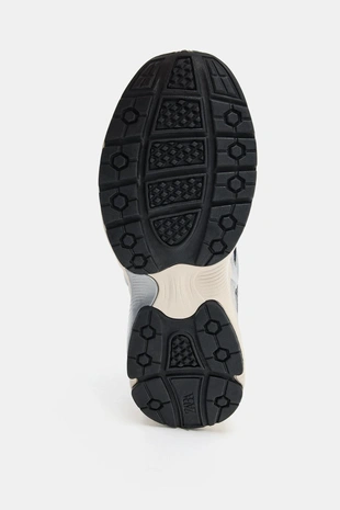 Кроссовки с петлей на заднике- Заказать в России