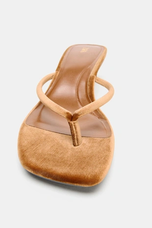 Бархатные босоножки- Заказать в России